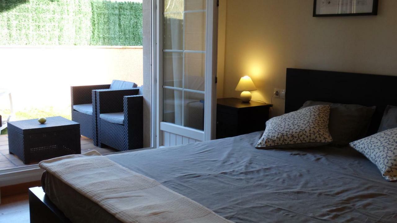 Apartamento Con Terraza Y Jardin En באקיו מראה חיצוני תמונה