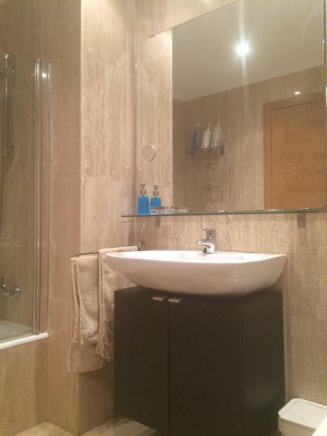 Apartamento Con Terraza Y Jardin En באקיו מראה חיצוני תמונה